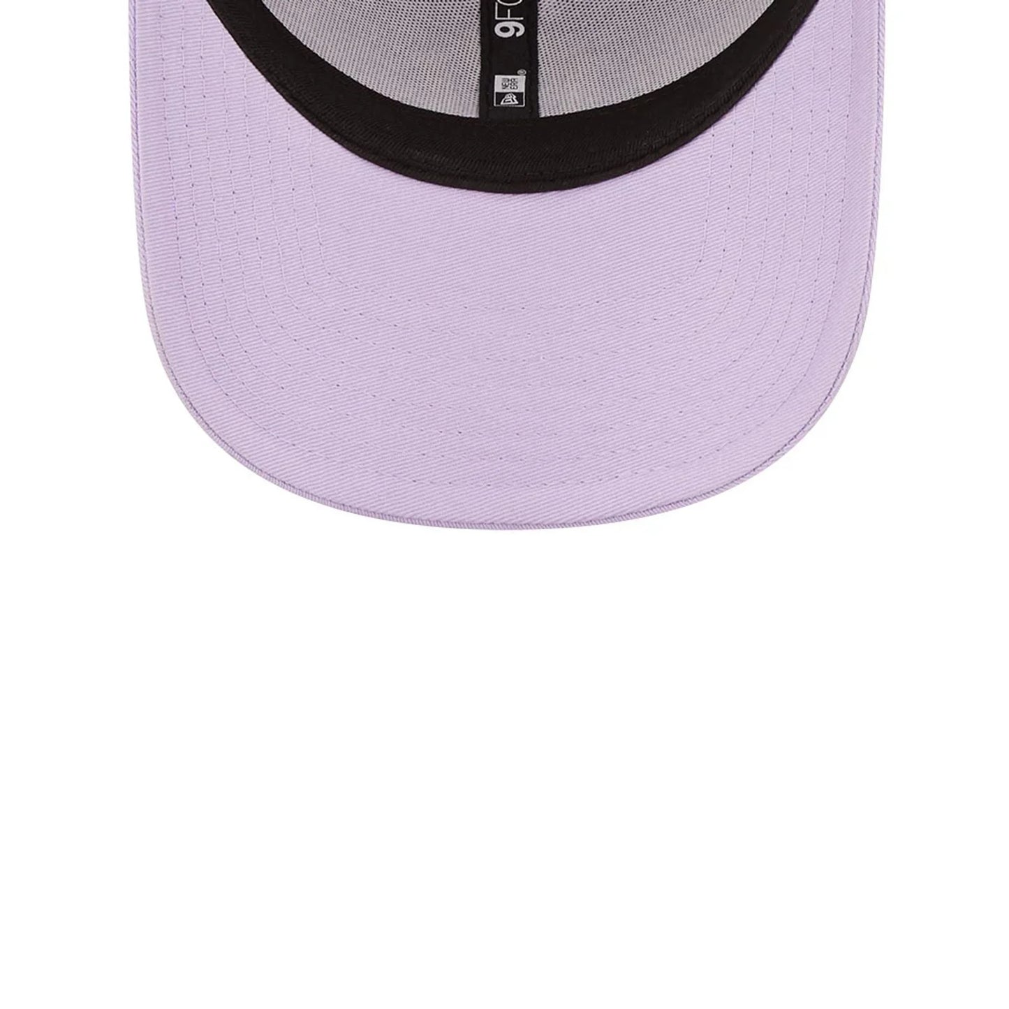 New Era New York Yankees League Essential Purple 9FORTY Adjustable Cap