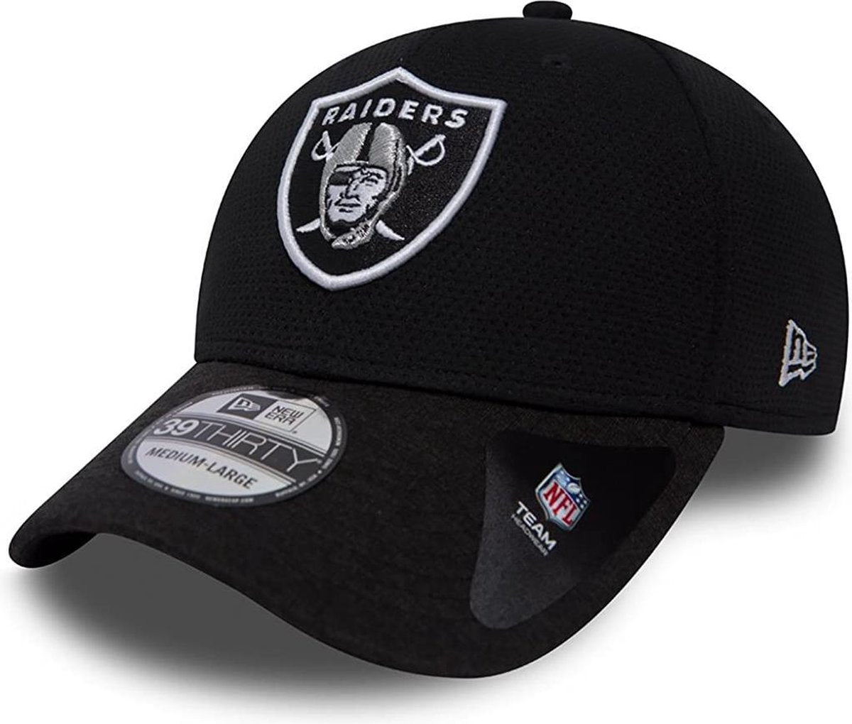 NEW ERA Las Vegas Raiders Shadow Tech Black 39THIRTY Stretch Fit Cap