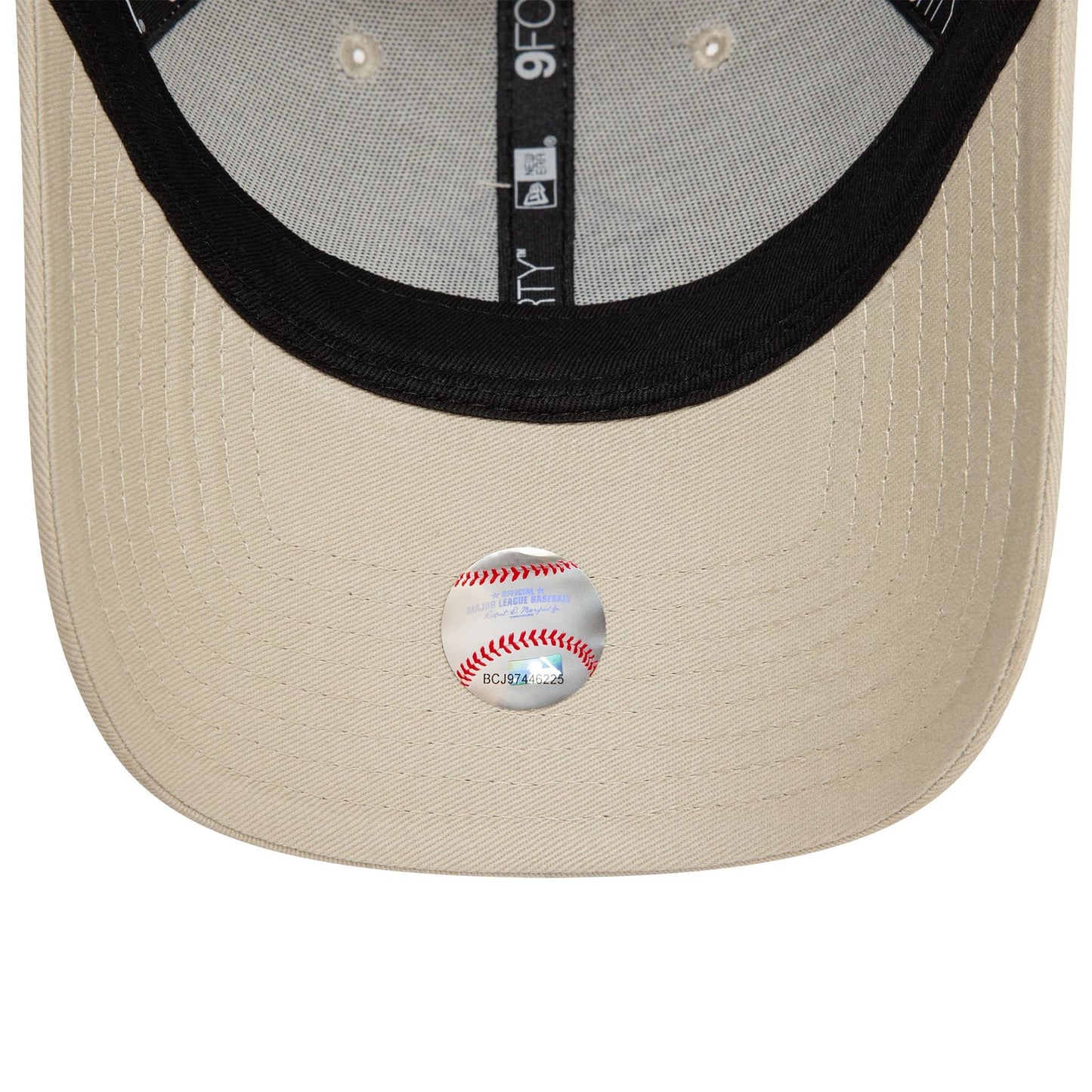 NEW ERA New York Yankees Team Outline Cream 9FORTY Adjustable Cap