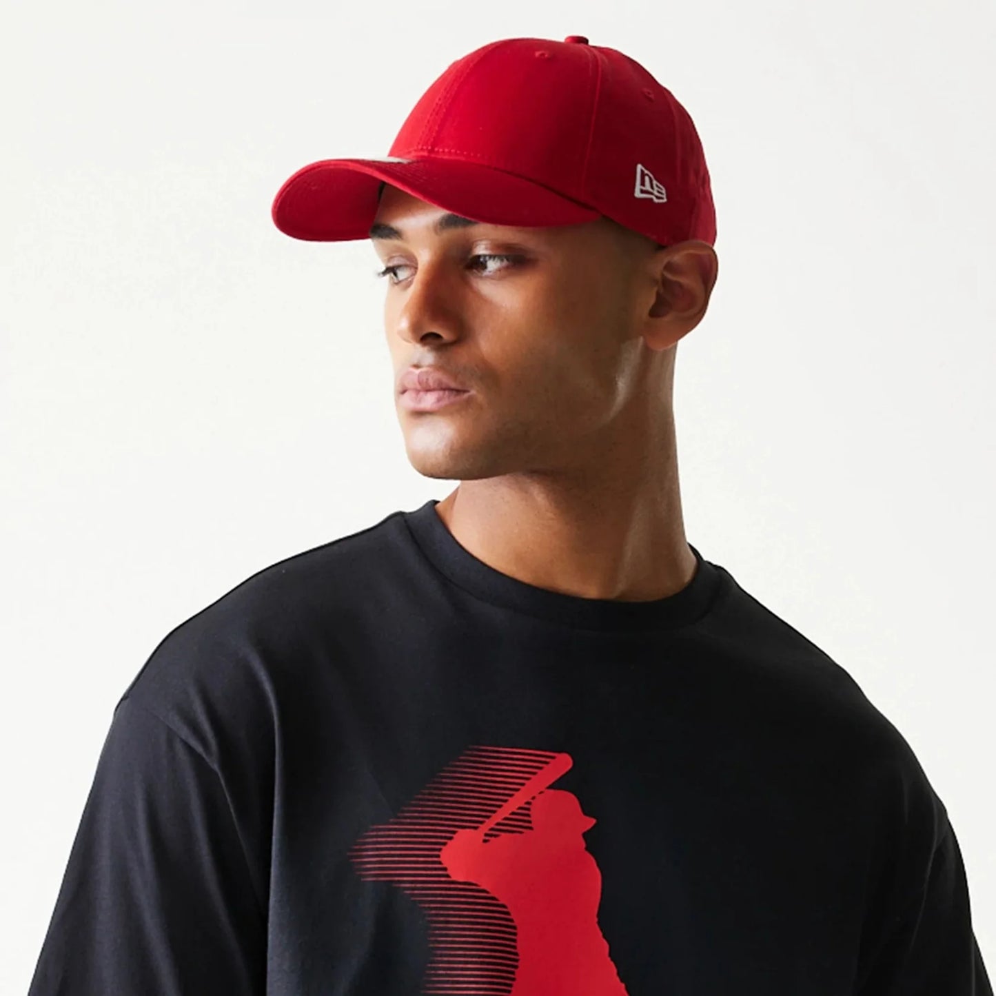 New Era Baseball Player Graphic Black Oversized T-Shirt