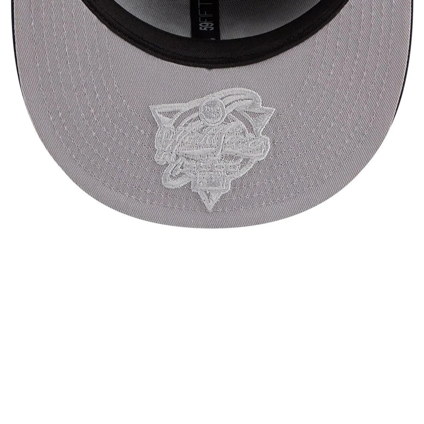 New Era New York Yankees MLB Hidden Hit Navy 59FIFTY Fitted Cap