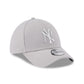 NEW ERA Grey Metallic New York Yankees 39THIRTY Stretch Fit Cap