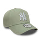 NEW ERA New York Yankees MLB League Essential Pastel Green 9FORTY E-Frame Adjustable Cap