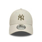 NEW ERA New York Yankees MLB Homefield Cream 9FORTY Trucker Adjustable Cap