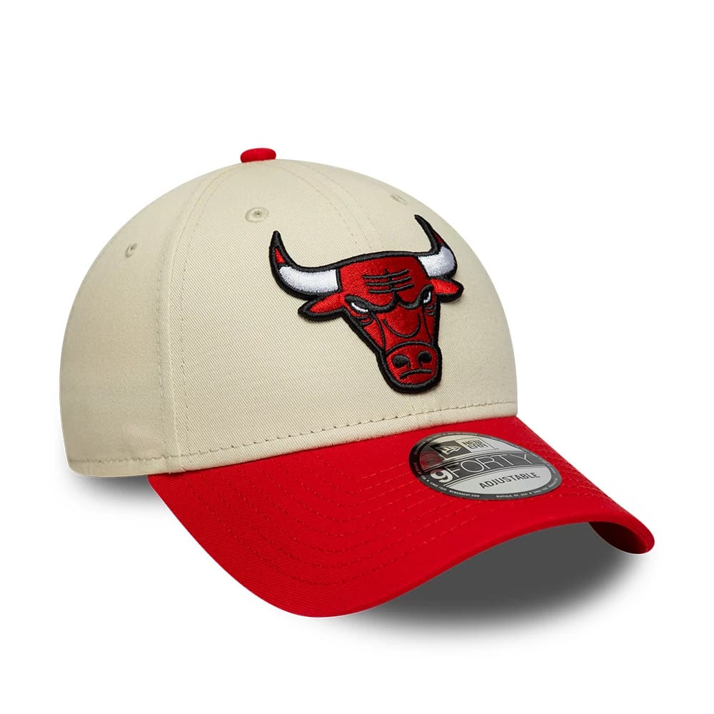 NEW ERA Chicago Bulls NBA Colourblock Cream & Red 9FORTY Adjustable Cap