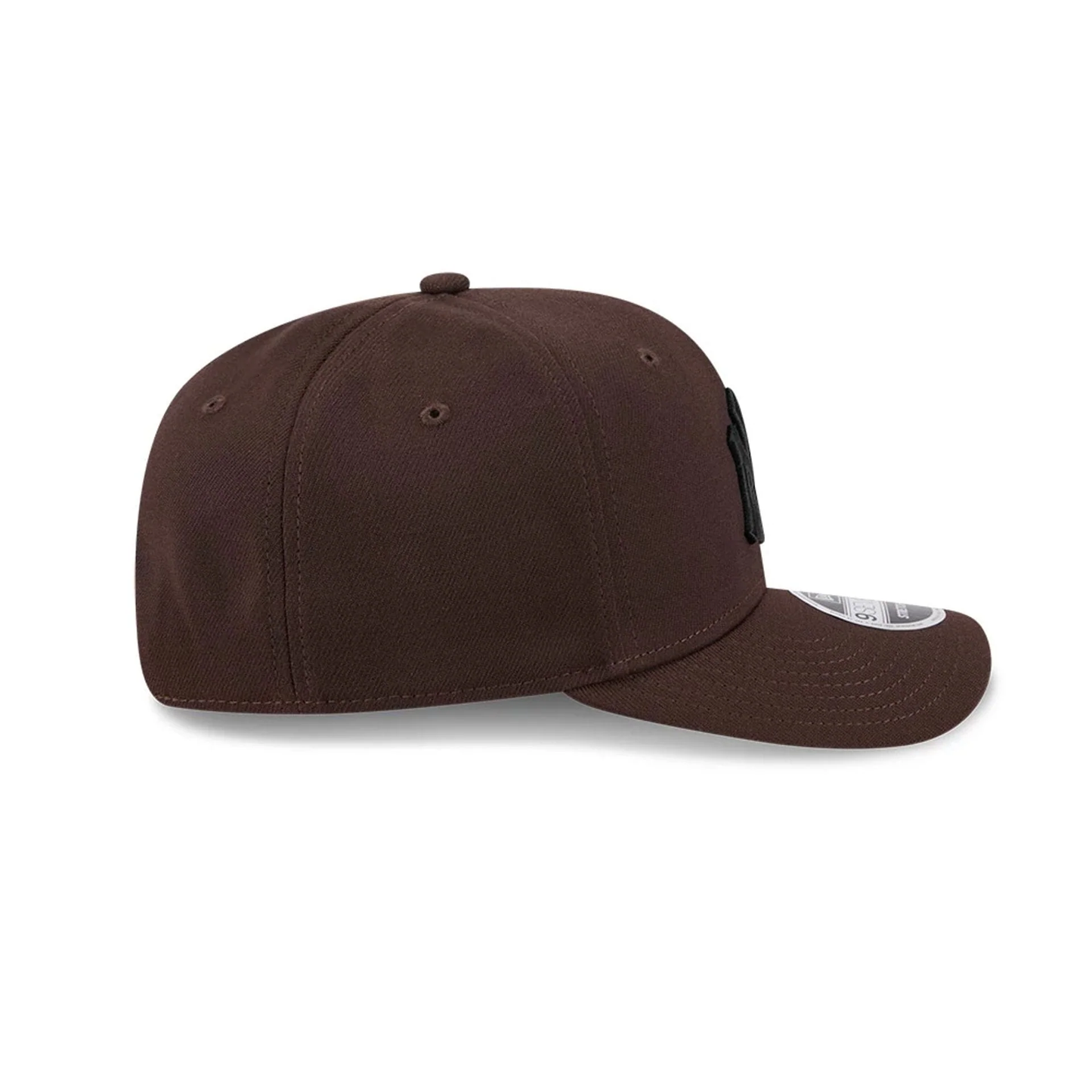 NEW ERA New York Yankees MLB Dark Brown 9SEVENTY Stretch Snap Adjustable Cap