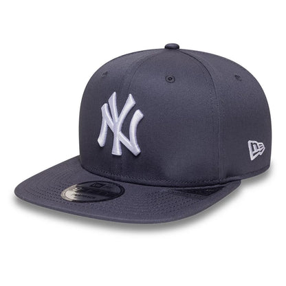 NEW ERA New York Yankees MLB League Essential Grey 9FIFTY Snapback Adjustable Cap
