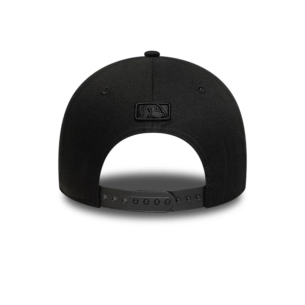 NEW ERA New York Yankees MLB Black 9FORTY M-Crown Adjustable Cap