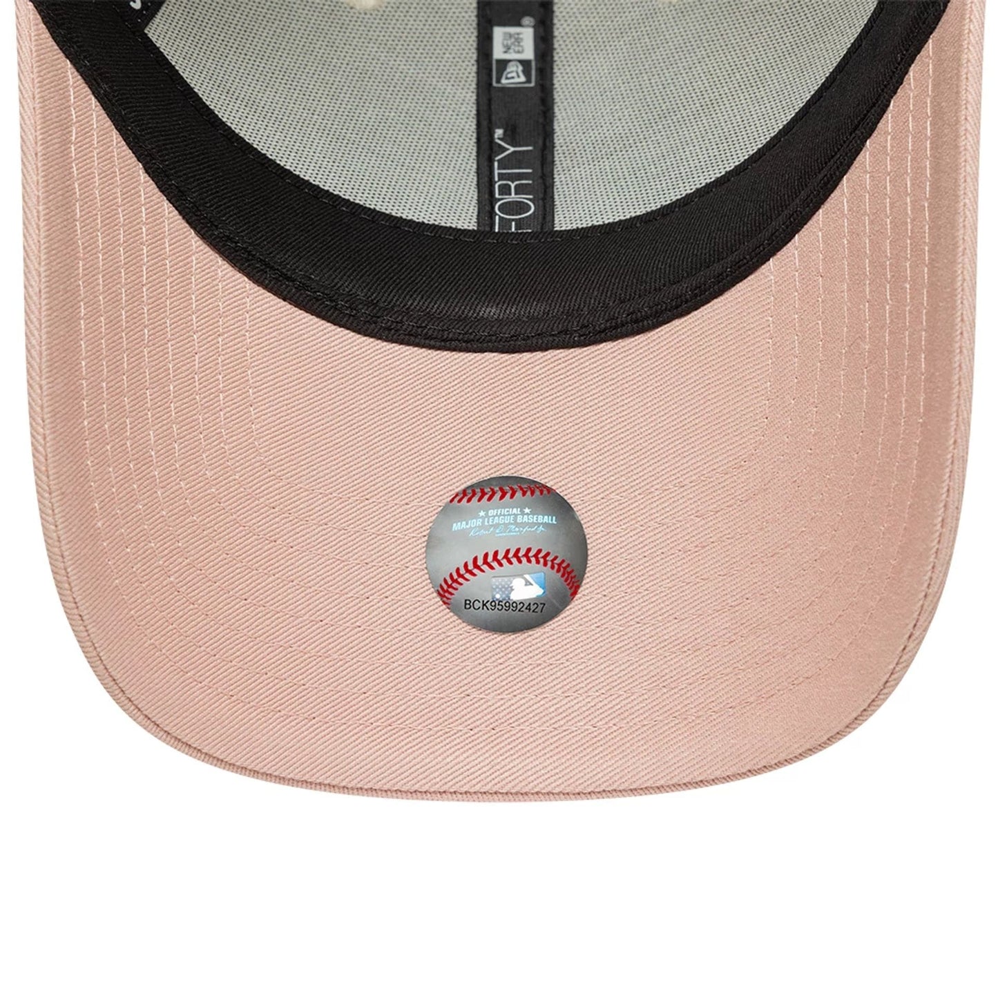 NEW ERA LA Dodgers MLB World Series Patch Light Beige 9FORTY Adjustable Cap